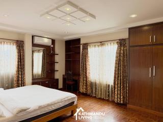 Modern Comforts, Duplex Appartment in Central Jhamsikhel - Pātan - 7