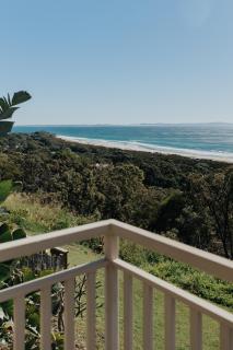 Pandanus Palms Ocean View Holiday Resort on Point Lookout - 9