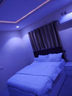 Kj shortlet - Lagos - 5