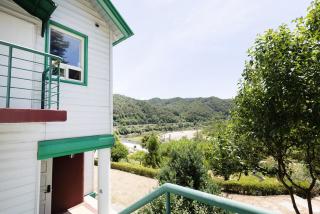 Inje Hachuri Undeokwi Hayanjib - 7