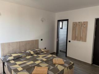 Ari&Ili Home - 7