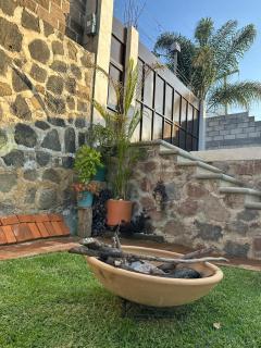 Casa Palmer, con gran jardín - 9