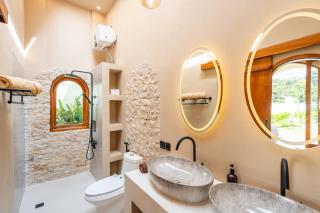 NEW! Villa Bougainville - 3BR in Nyanyi - 6