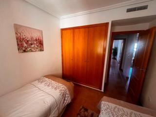Apartment with nice pool area, tennis court & gym - 3