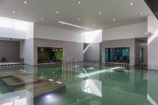 Duna Wellness Apartment - 8