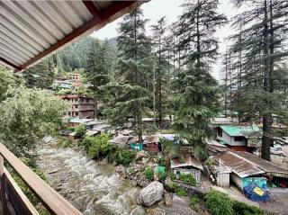 Hotel Krishna Place River Side #Gym #Playing Zone #Roftop Cafe #Balcony #Parking - 4