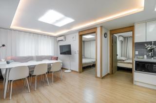 HONGDAE t HOUSE - Seoel - 9
