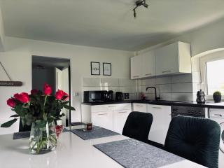 Schöne Ferienwohnung mit Balkon - 5