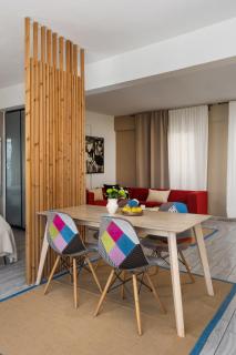 Ikaros Skyline Retreat - 6th Floor City View Apartment - 6