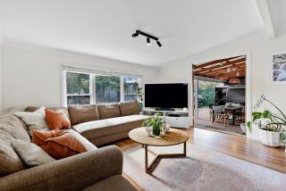 Home Among the Gum Trees - 8