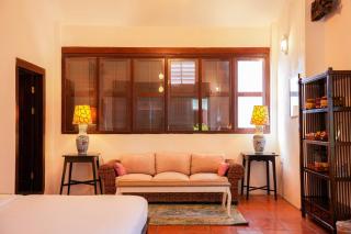 East Indies Mansion - 1