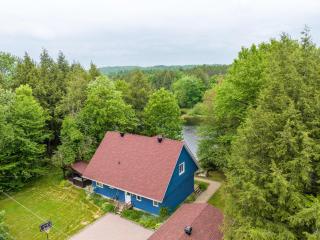 Spa Pool table Lake Access - Chalet Family au Grand air - Namur - 9