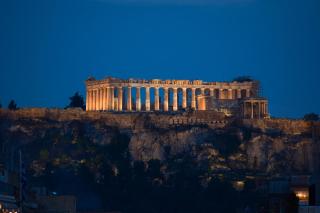 Αcropolis View Family Veranda Aiolou 97 by Zeussuites - Atene - 9