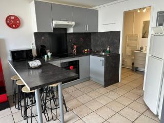 Appartement T3 tout confort en duplex à 20mn à pied du centre-ville avec TV et Wifi - La Rochelle - 9