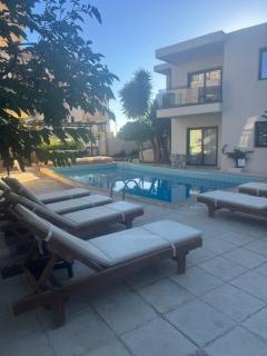 NAMA Suites - 8