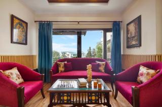 The Crest on Library Road - Mussoorie - 9
