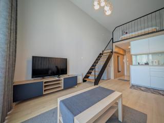 Sky Loft Wrocław Apartment by BookingHost - 7