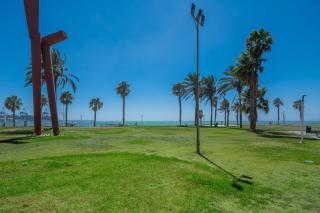 Malaga Huelin Stay 5 Min to the Sand - Málaga - 3