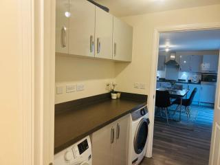 Modern 4-Bed Detached Home in Corby - 2