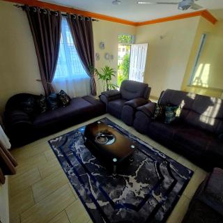 ROYAL MTWAPA House - 7