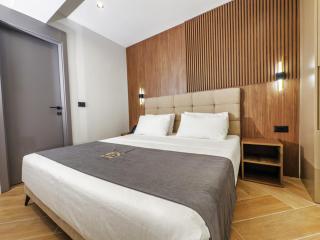 ES Hotel - - 8