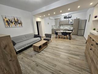 Denys & Kelly apartments - 3