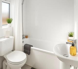 Skyline Escape Top-Floor Apartment in Shoreditch - 2