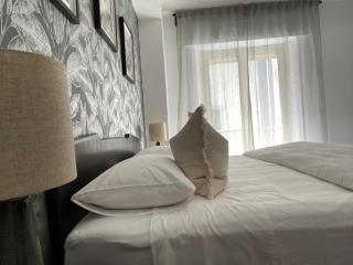 HOMES By PALUMBO - 1