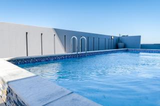 Contemporary Zen Studio, Bloubergstrand - 5