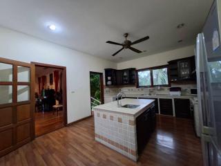 Exclusive 10-Person Villa with Pool & land 6000m - 5