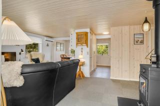 Cozy Holiday Home With Indoor Hot Tub And Sauna In Vorupør - 4