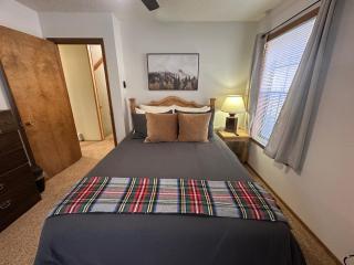 Riverbend #1 A - Townhouse On The River - 1