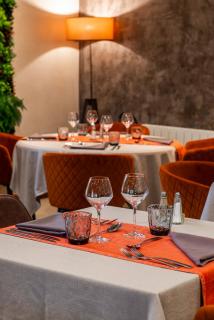 Logis Hotel-Restaurant Saint Romain - 1