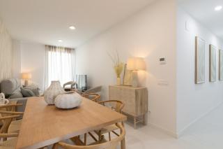 Dorm4You Calle Gibraltar 15 Ruzafa Apartments - Valencia - 0