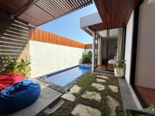 Ozzy Bali Villa 3 - 4