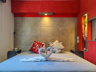 Over 1600 Five Stars I 500m to Award-Winning Beach I Memory Foam King Bed I Kitchen 7A8A - Playa del Carmen - 2