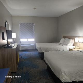 Days Inn by Wyndham Jefferson City - 1