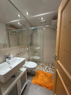 Gemütliche Wohnung mit Bergblick und Terrasse - 1