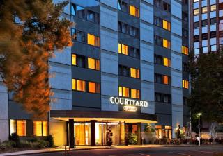 Courtyard by Marriott Düsseldorf Seestern - Düsseldorf - 6
