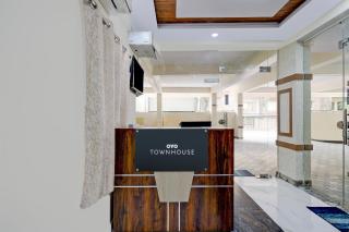 Townhouse Oak Bachupally Medical College Formerly SV Hotels - Lingampalli - 5