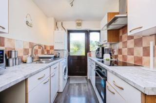Milton Keynes 3 Bedrooms - Shenley Church End - 2