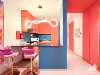 Colorful Studio with Balcony & City Views - 7