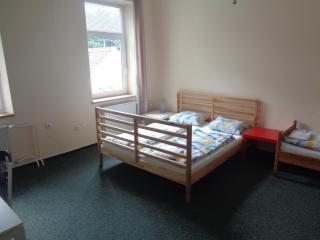 Hotel U Lázní - ubytování pro nenáročné - Ostrožská Nová Ves - 6
