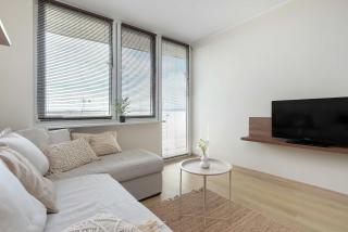 Exceptional 2 Bedroom Apartment in Gdańsk by Noclegi Renters - Danzig - 2