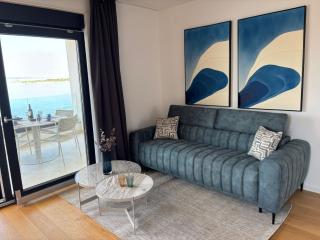 POLAI Seafront Apartment - 2