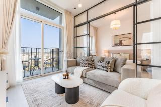 Walk to Dubai Hills Mall, Premium Amenities And Near Dubai Hills Park And Golf Club, Socio Tower 1, Dubai Hills by Deluxe Holiday Homes - 0