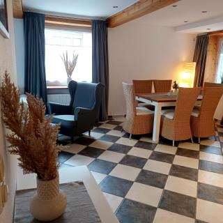 Gemütliche Ferienwohnung - - 3