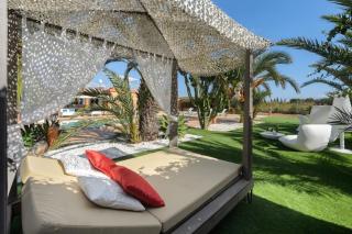 Tranquil Haven in Ibiza City, 1254 - 8