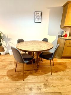 Harbourside Apartment in Bristol - 2