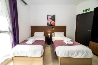 New Luxury 2 Single Bed Studio Apartment- BV3 - 3